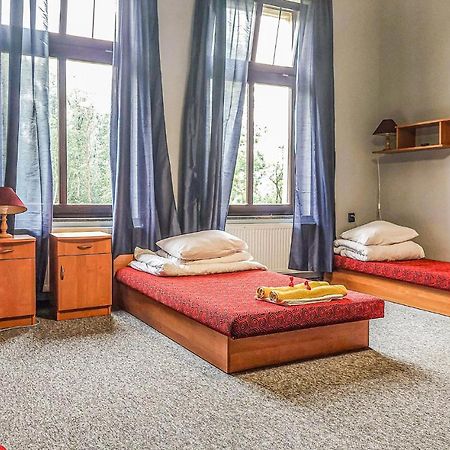 Cozy Home In Raciaski Mlyn With Kitchen Raciaz 외부 사진