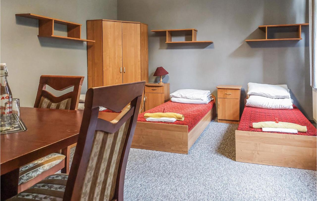 Cozy Home In Raciaski Mlyn With Kitchen Raciaz 외부 사진