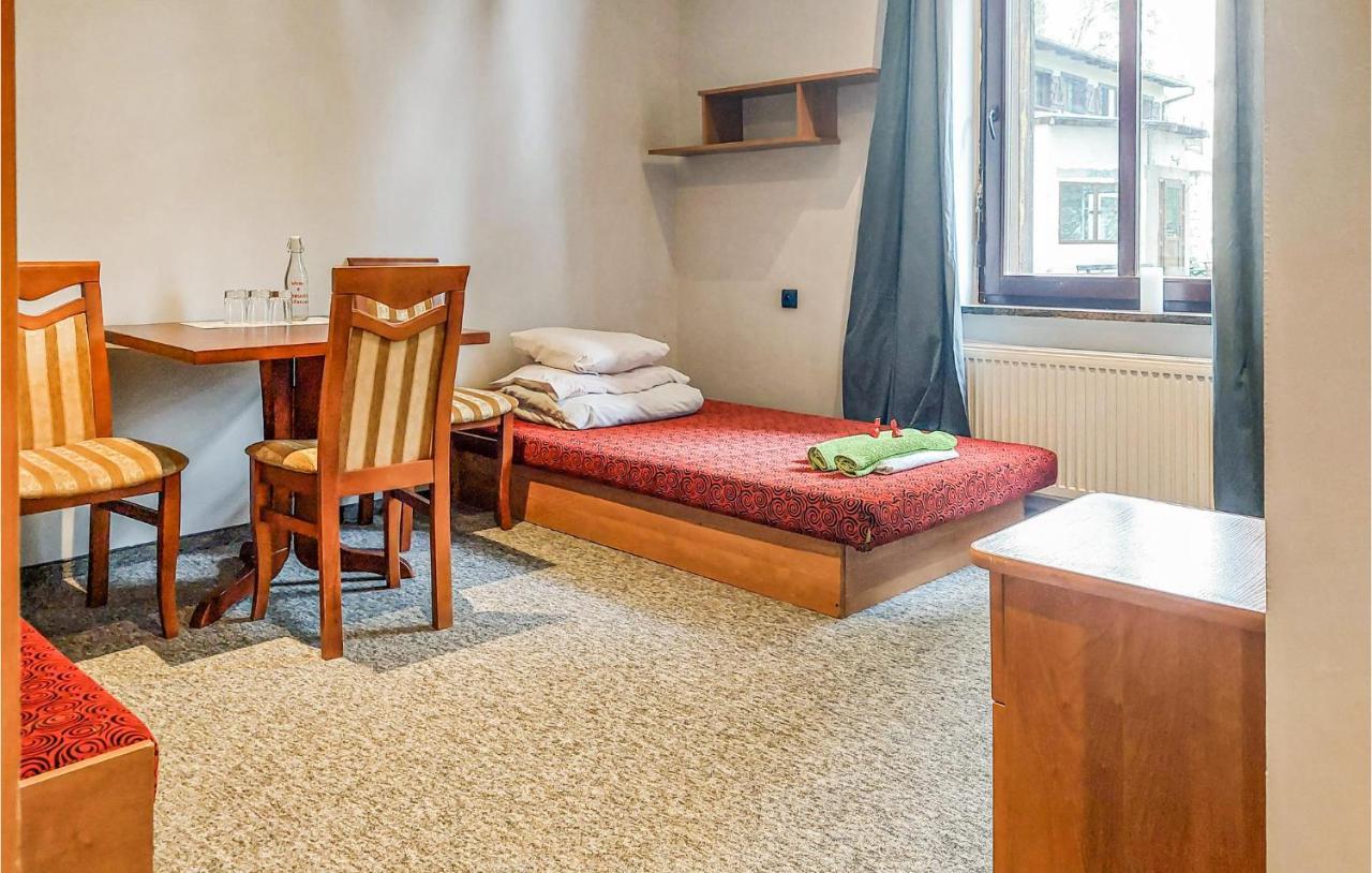 Cozy Home In Raciaski Mlyn With Kitchen Raciaz 외부 사진